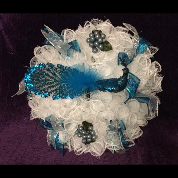 Peacock wreath - Picture 2 of 5